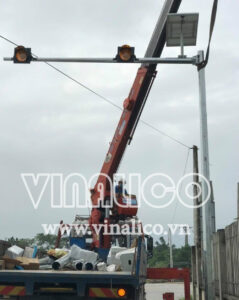 Đèn Tín Hiệu Giao Thông Năng Lượng Mặt Trời